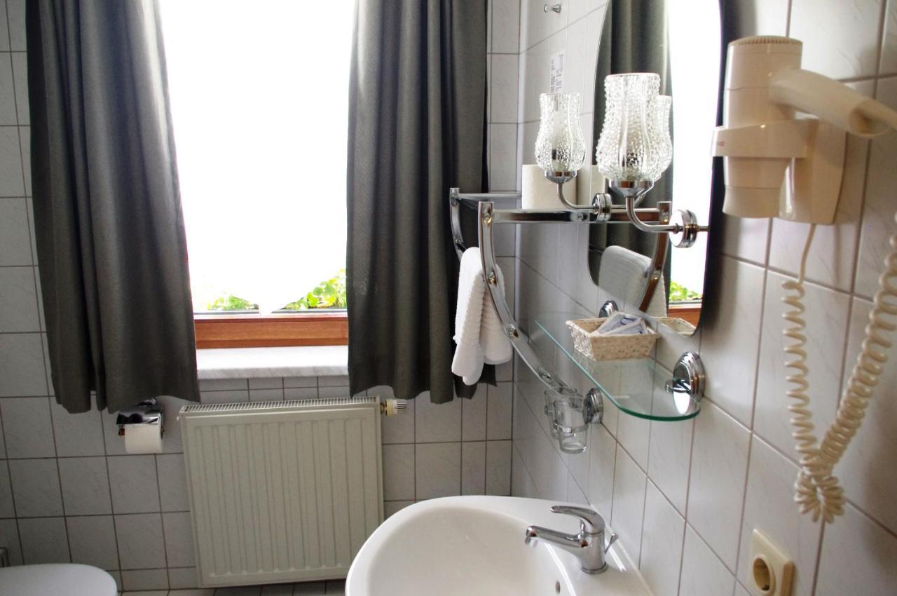 Hotel Gasthof Zum Walfisch Klingenthal Luaran gambar